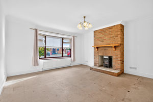 Living room- click for photo gallery